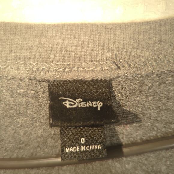 Disney Mickey Mouse Sweatshirt Women’s Size O Gray Pullover Graphic Top Cotton - Picture 2 of 4